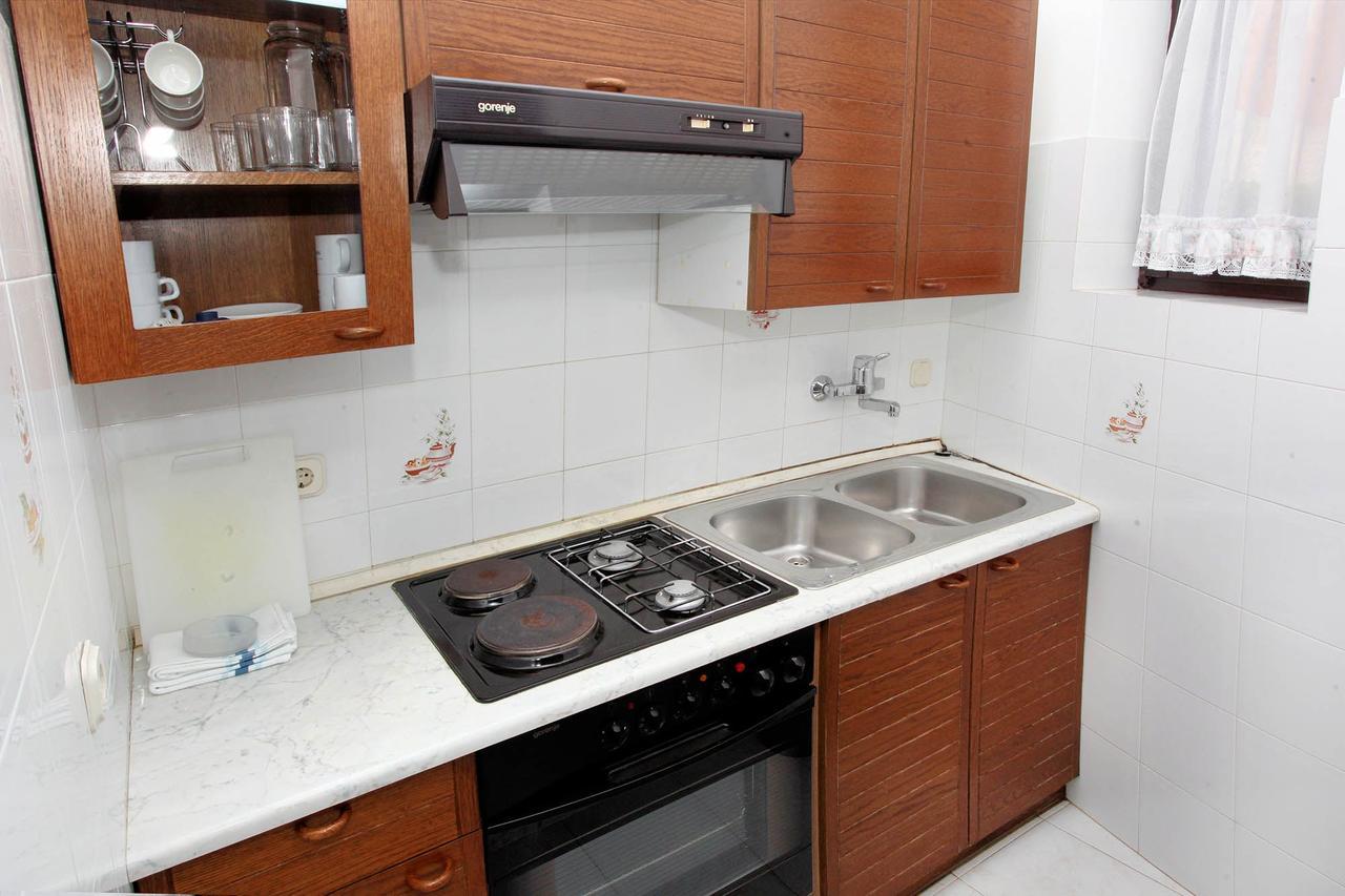 Apartments Patricia Баньоле Екстериор снимка