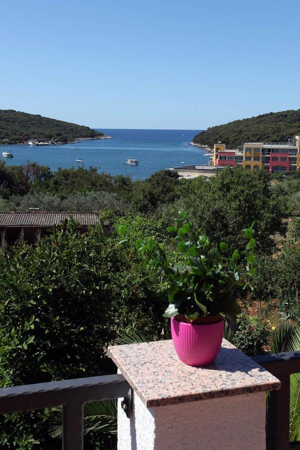Apartments Patricia Баньоле Екстериор снимка